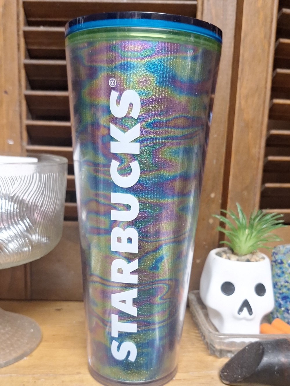 Starbucks 24oz Iridescent Oil Slick Wavy Cold Cup Tumbler Venti Acrylic Blue Lid